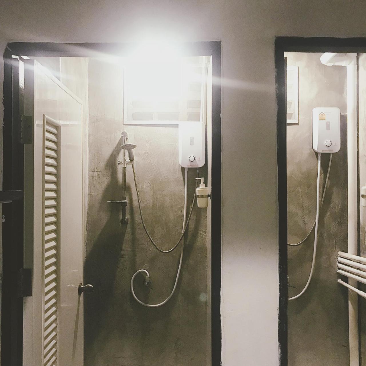 Albergue Beige Poshtels + Netflix Bangkok Exterior foto